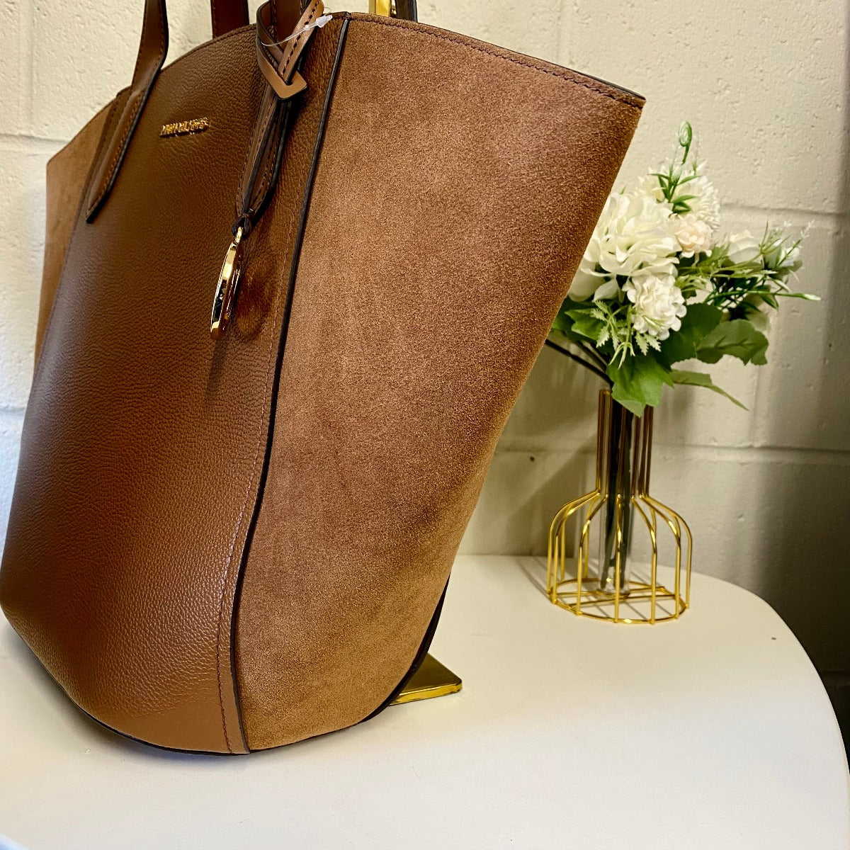 Michael Kors 35F1GPAT3S Portia Small Bucket Bag In Luggage Michael Kors 35F1GPAT3S Portia Small Bucket Bag In Luggage